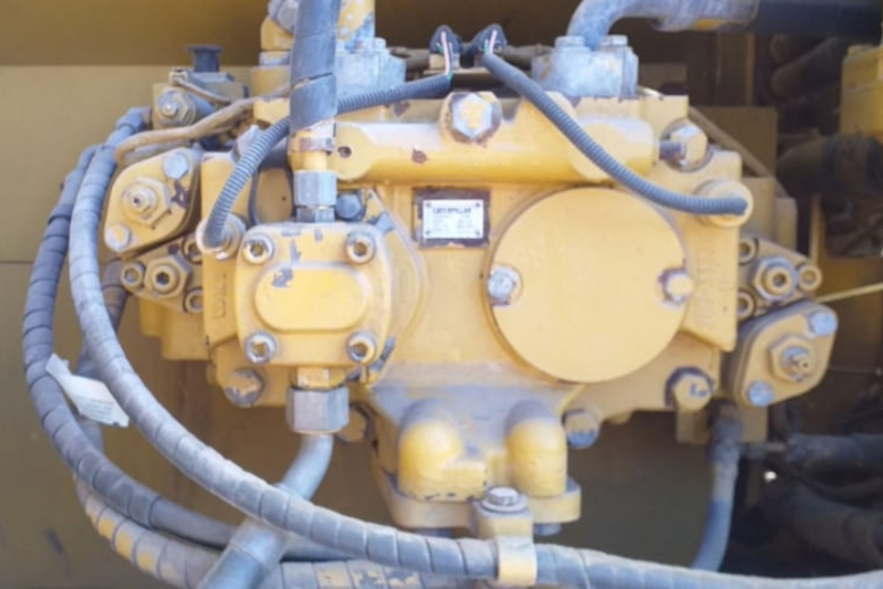 Caterpillar 320CL - 02 9