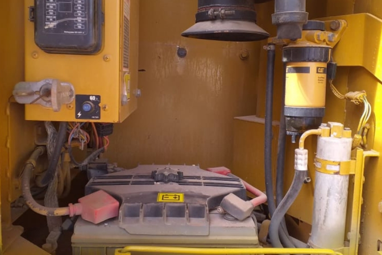 Caterpillar 320CL - 02 10