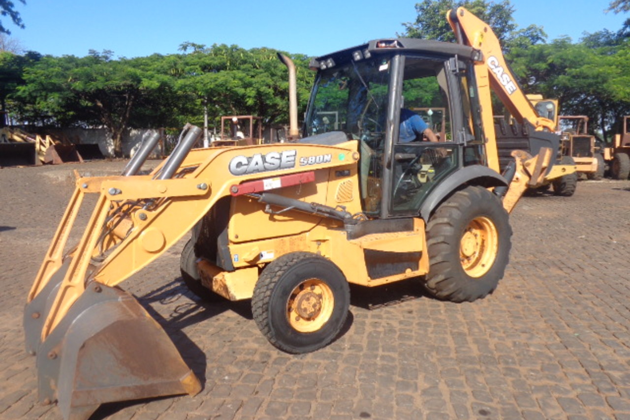 Case 580N - 12/12 3