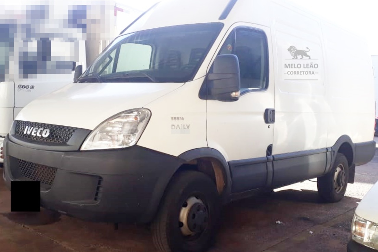 Iveco Daily Furgão 35s14 - 13/14 4