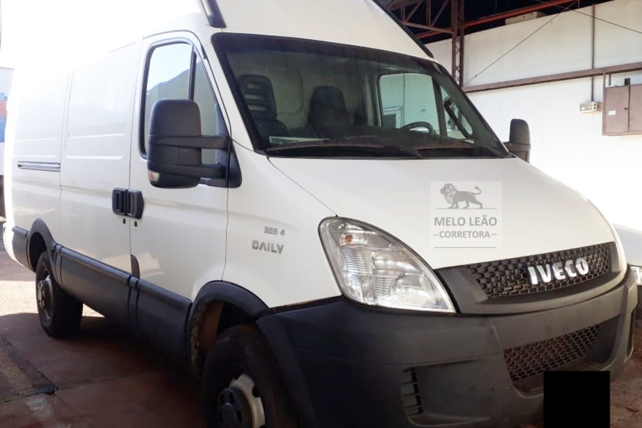 Iveco Daily Furgão 35s14 - 13/14 33