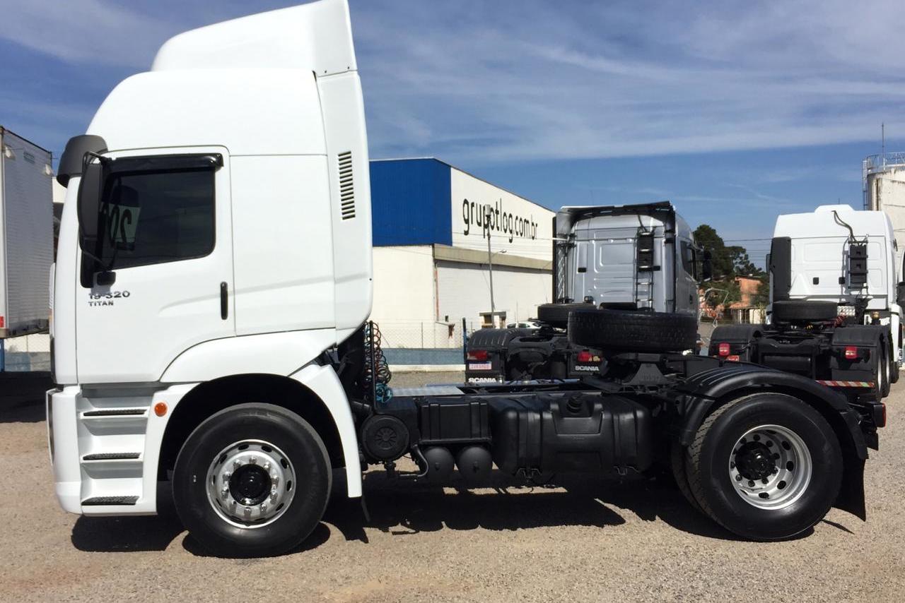 Volkswagen 19-320 Titan - 07/07 5
