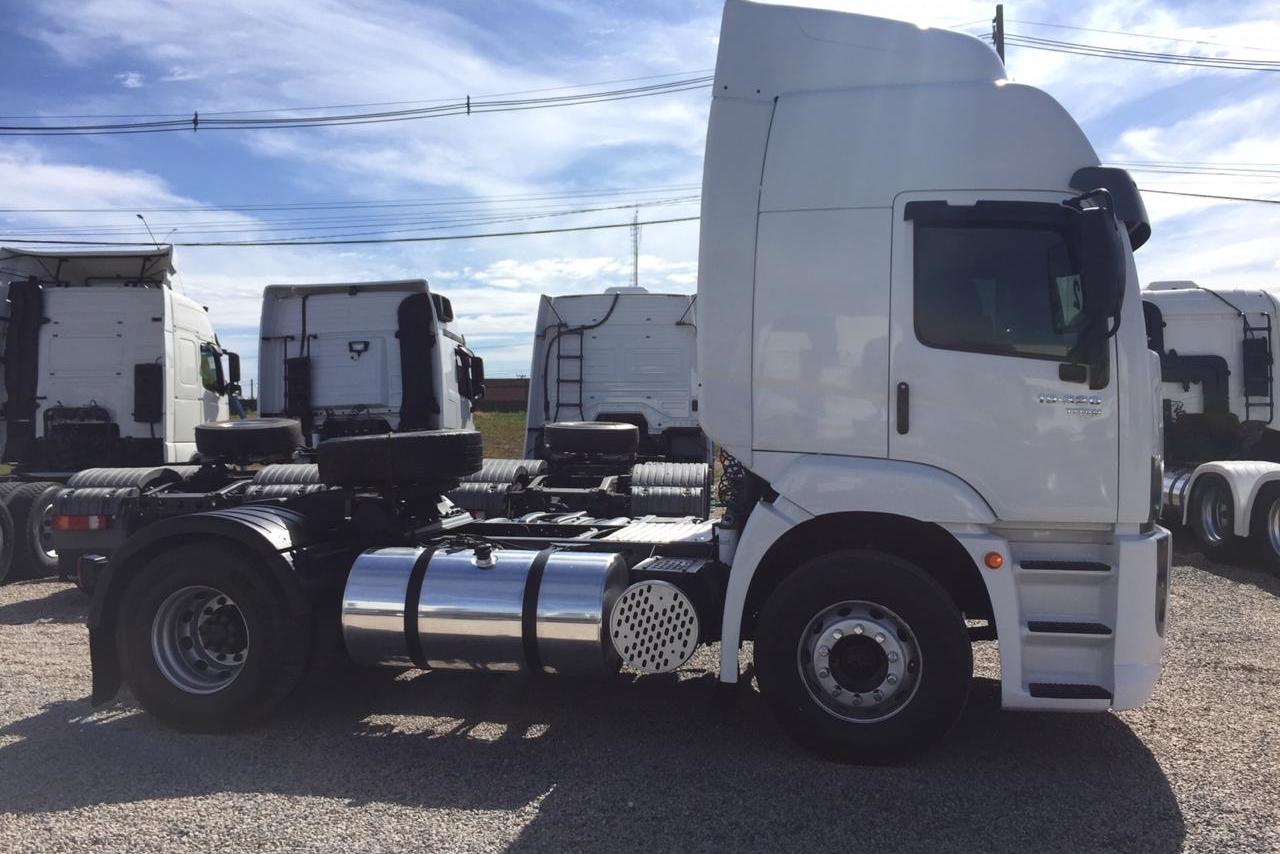 Volkswagen 19-320 Titan - 07/07 8