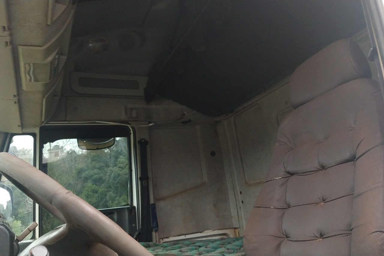 Iveco Stralis 420 - 08/09 7