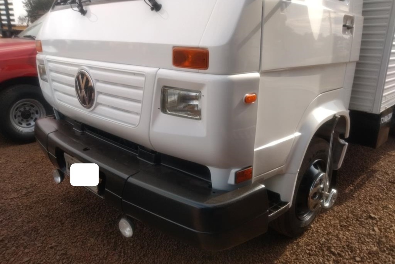 Volkswagen 8 150 - 02/02 4