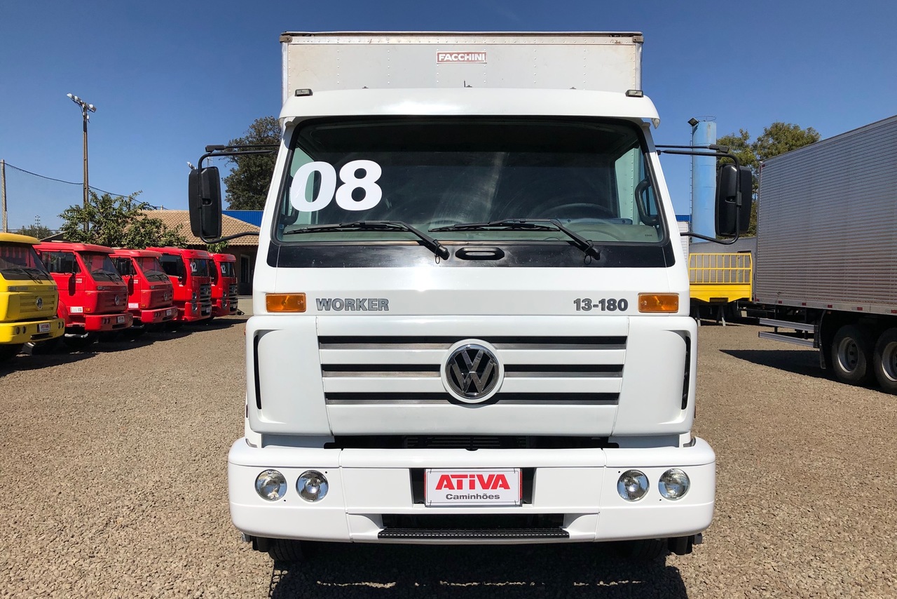 Volkswagen 13-180 - 08/08 9