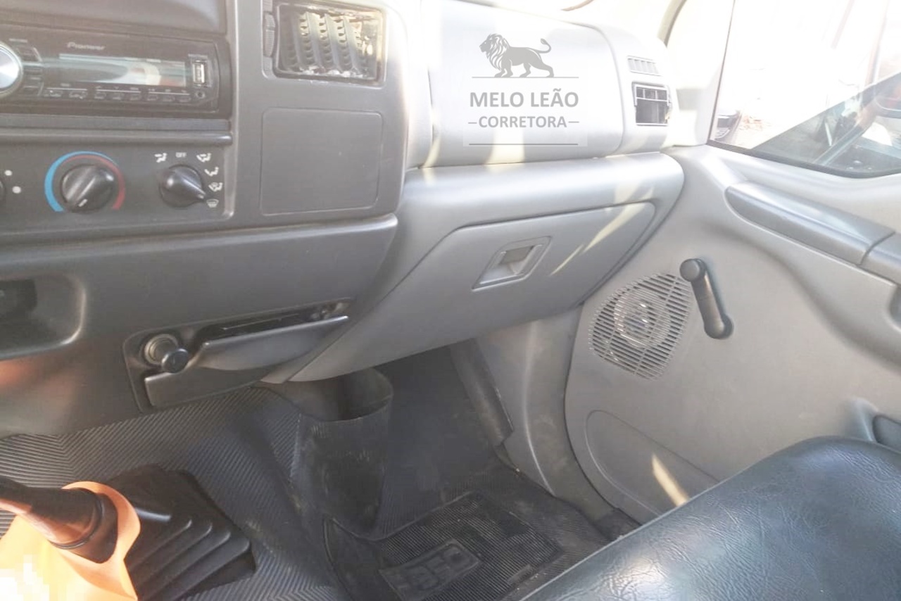 Ford F350 - 06/06 2