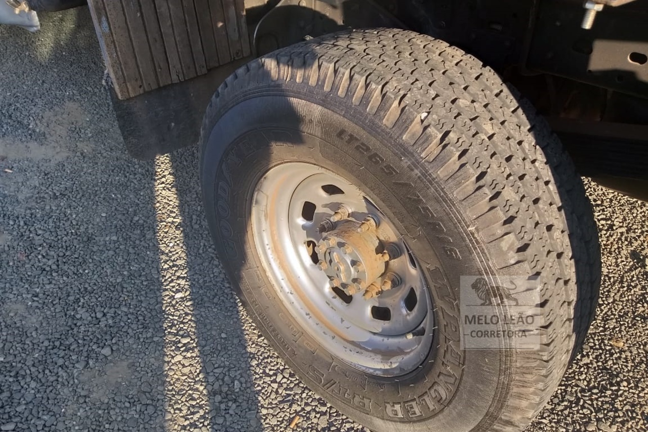 Ford F350 - 06/06 14