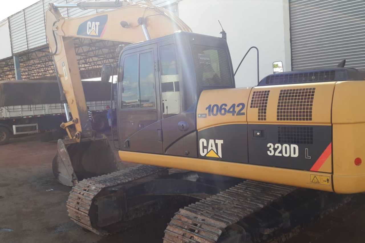 Caterpillar 320DL - 13/14 3