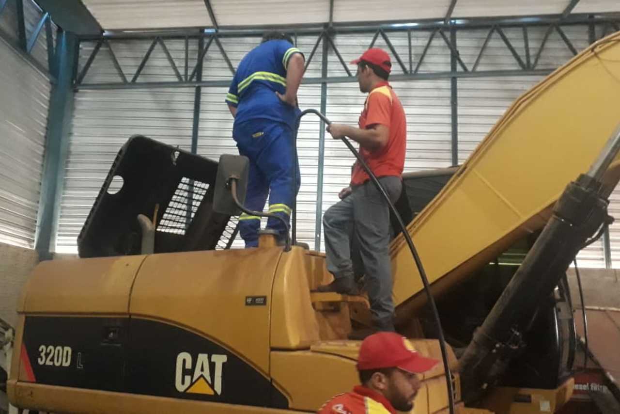 Caterpillar 320DL - 13/14 7