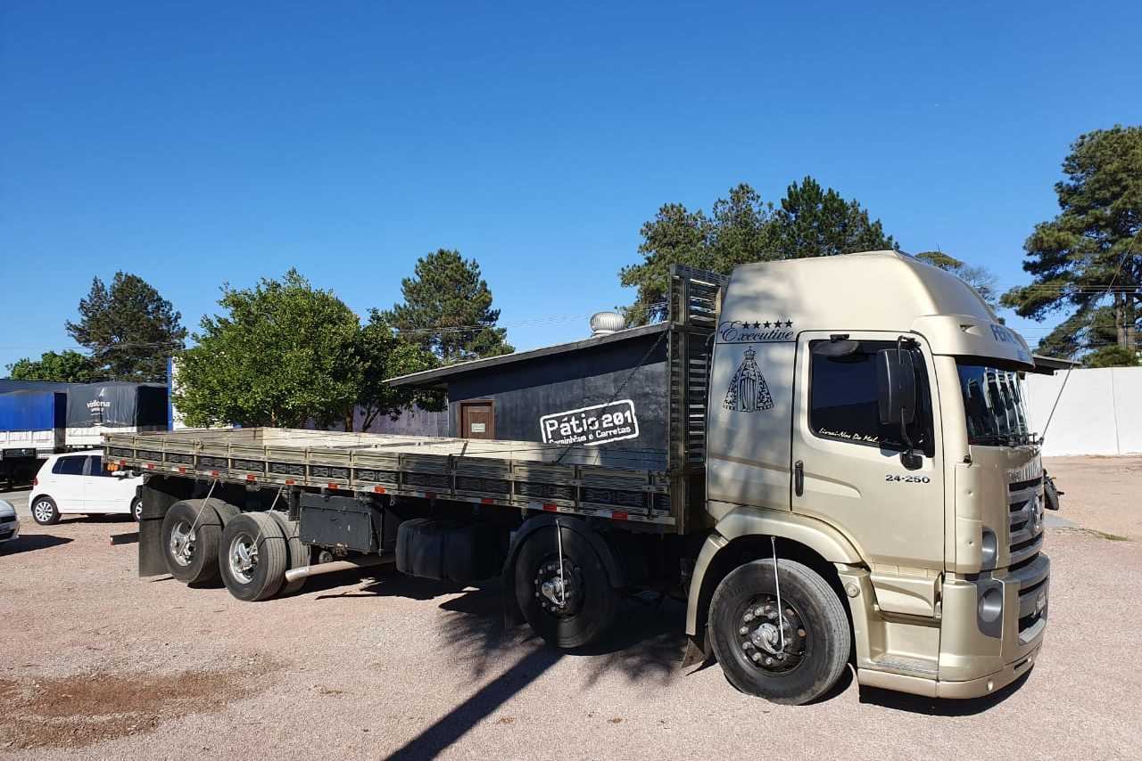 Volkswagen 24-250 E Constellation 3-Eixos - 10/10 3