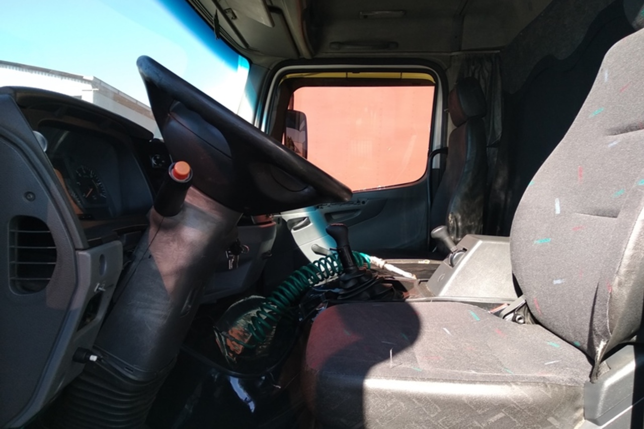 Mercedes Benz Atego 2425 - 07/07 4