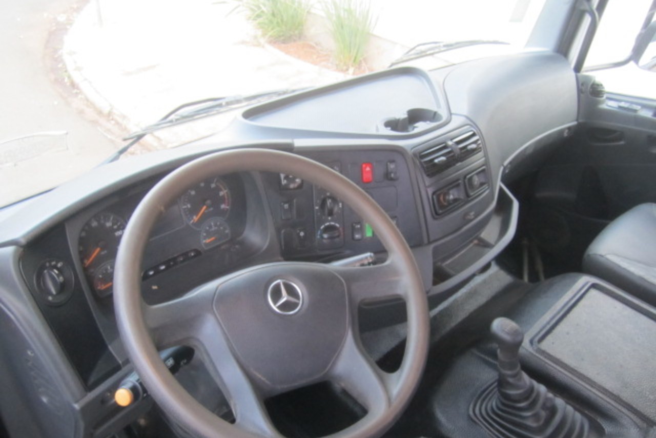 Mercedes Benz Axor 2831 - 13/13 8