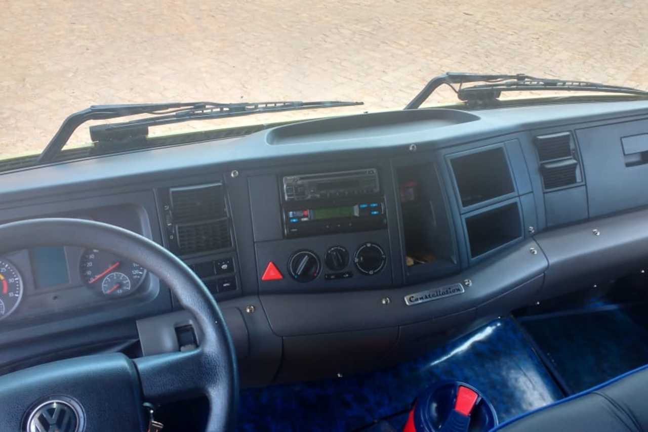 Volkswagen 24-250 E Constellation 3-Eixos - 11/11 9