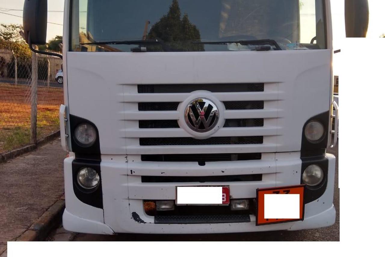 Volkswagen 24-250 E Constellation 3-Eixos - 09/09 4