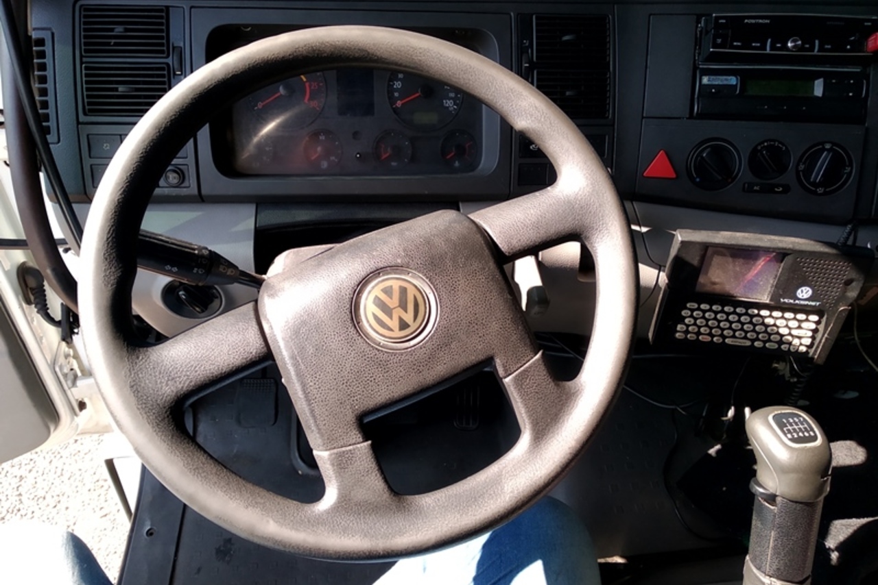 Volkswagen 19-370 E Constel. Tractor  - 09/09 10