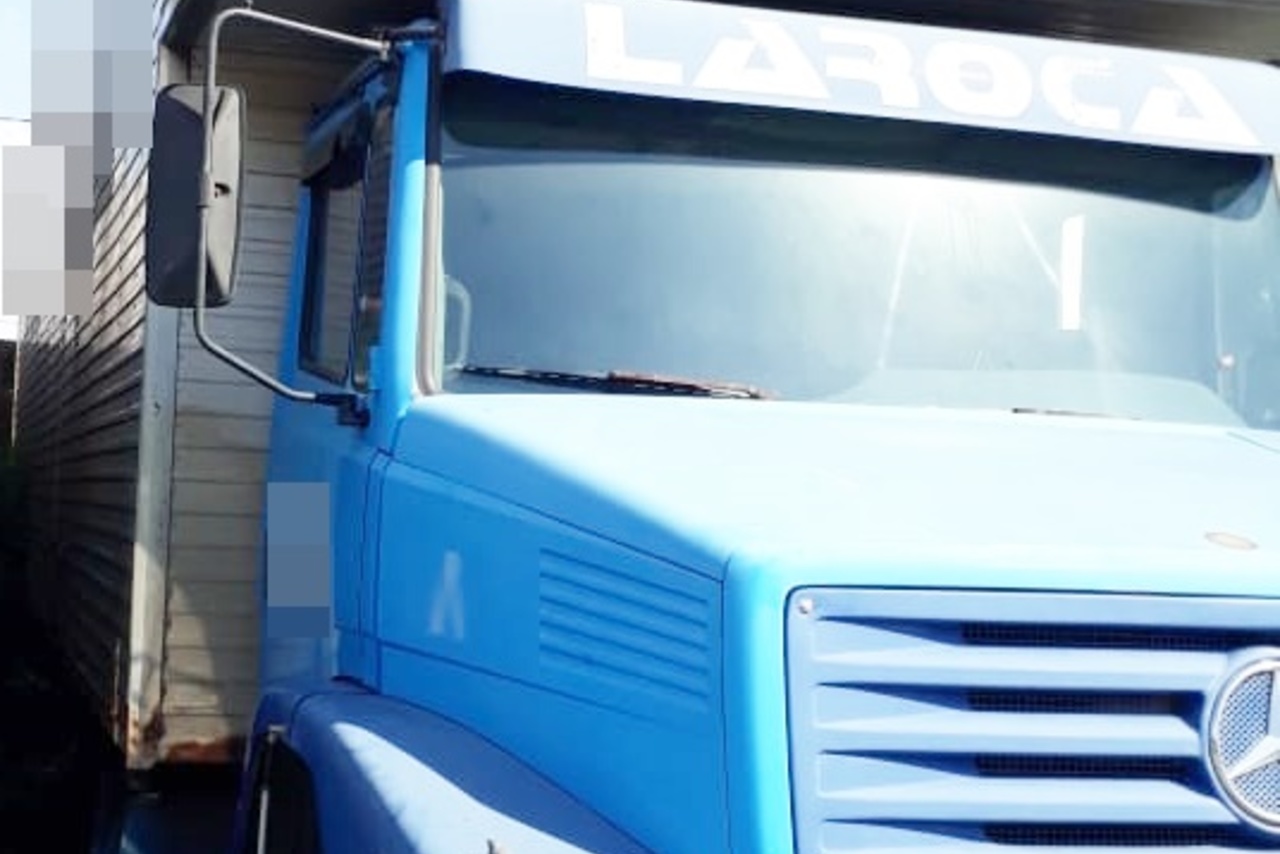 Mercedes Benz MB 1218 - 99/99 2