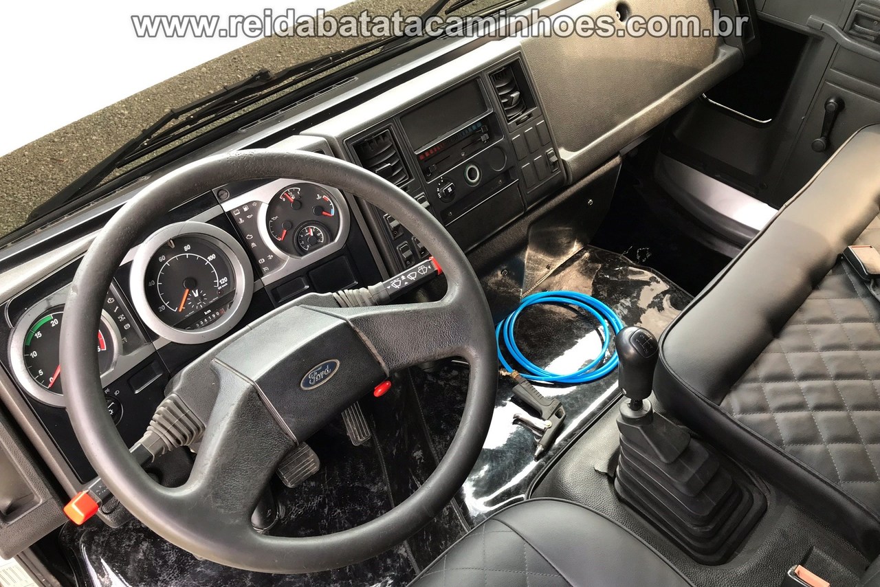 Ford Cargo815 - 08/08 9