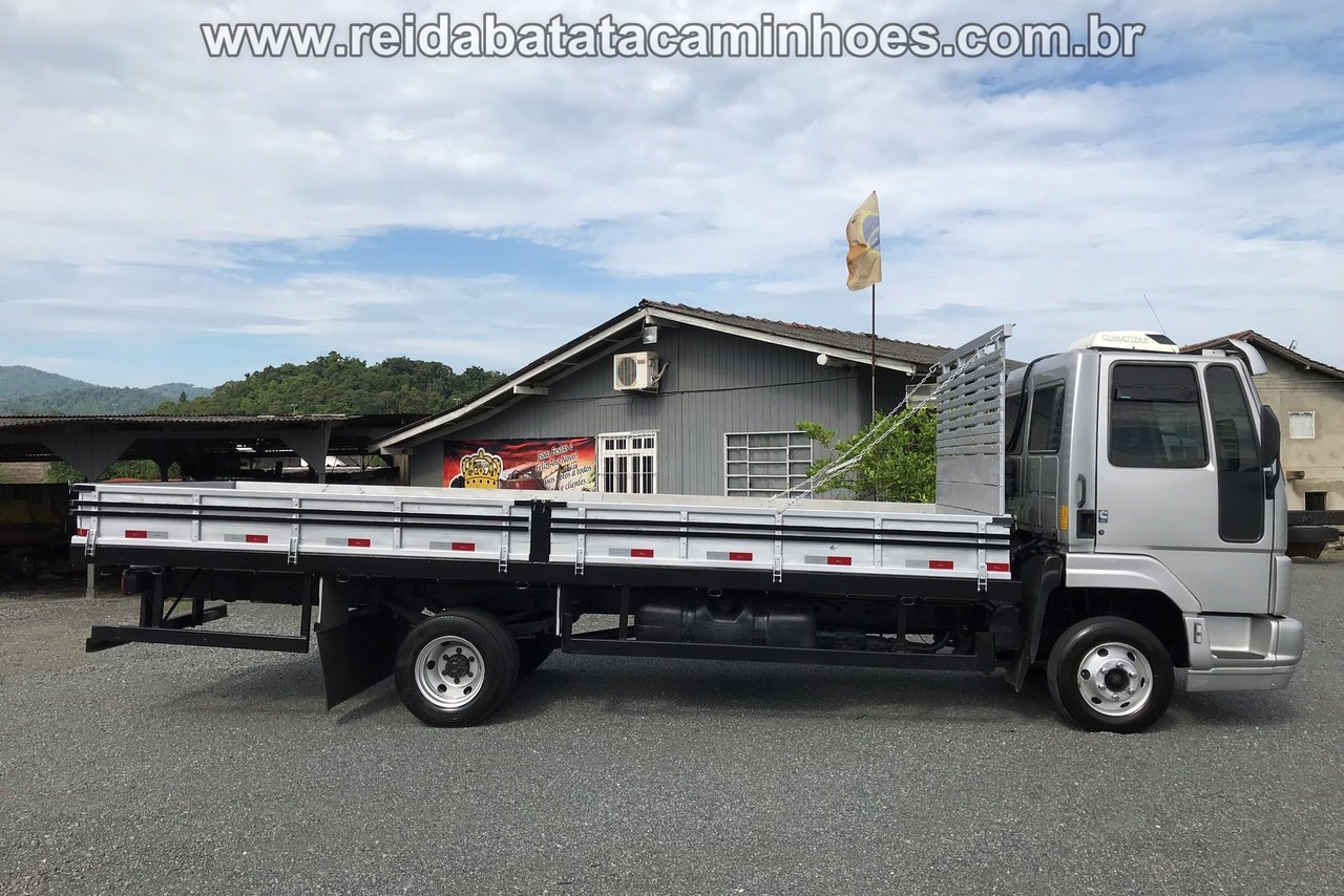Ford Cargo815 - 08/08 10