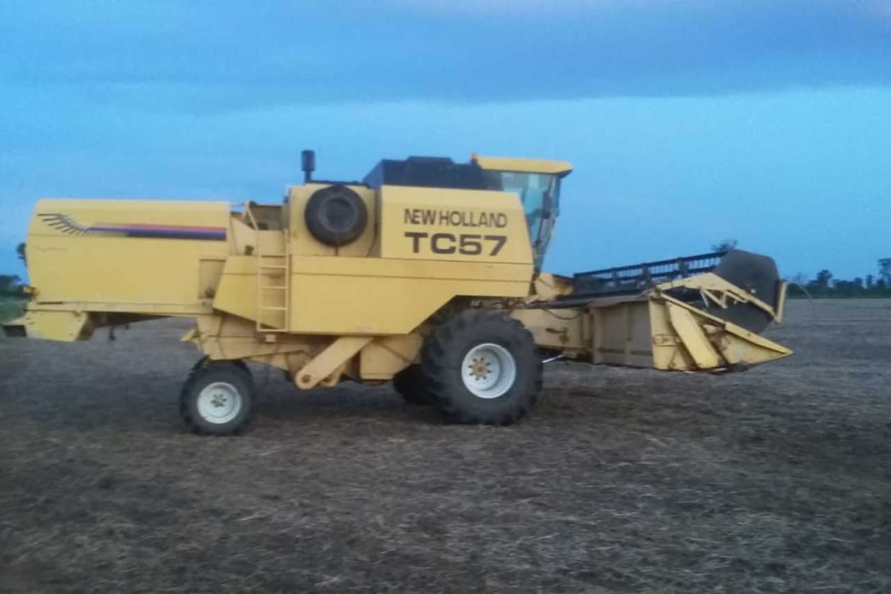 New Holland TC57 Hydro - 03/03 2