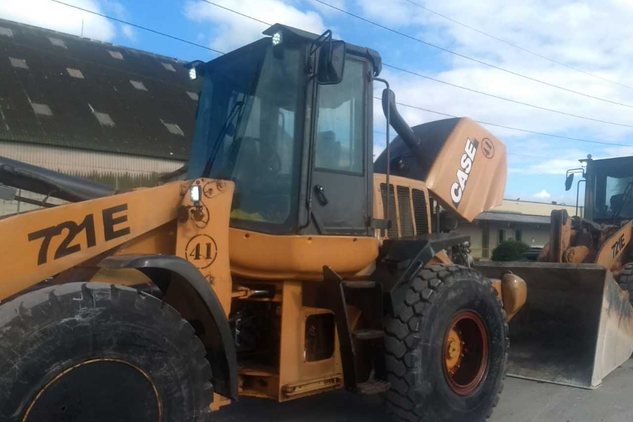 Case 721E - 12/12 4