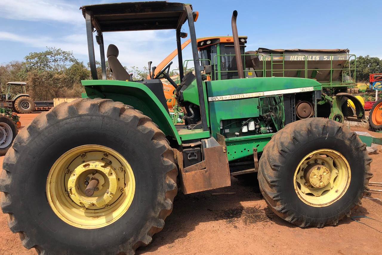 John Deere 7500  - 04/04 2
