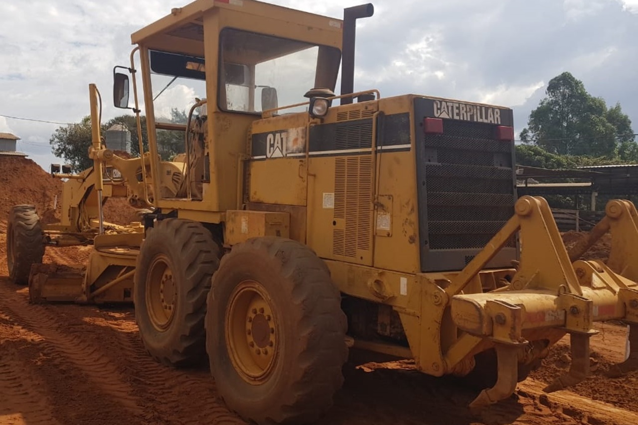 Caterpillar 120H - 04/04 2