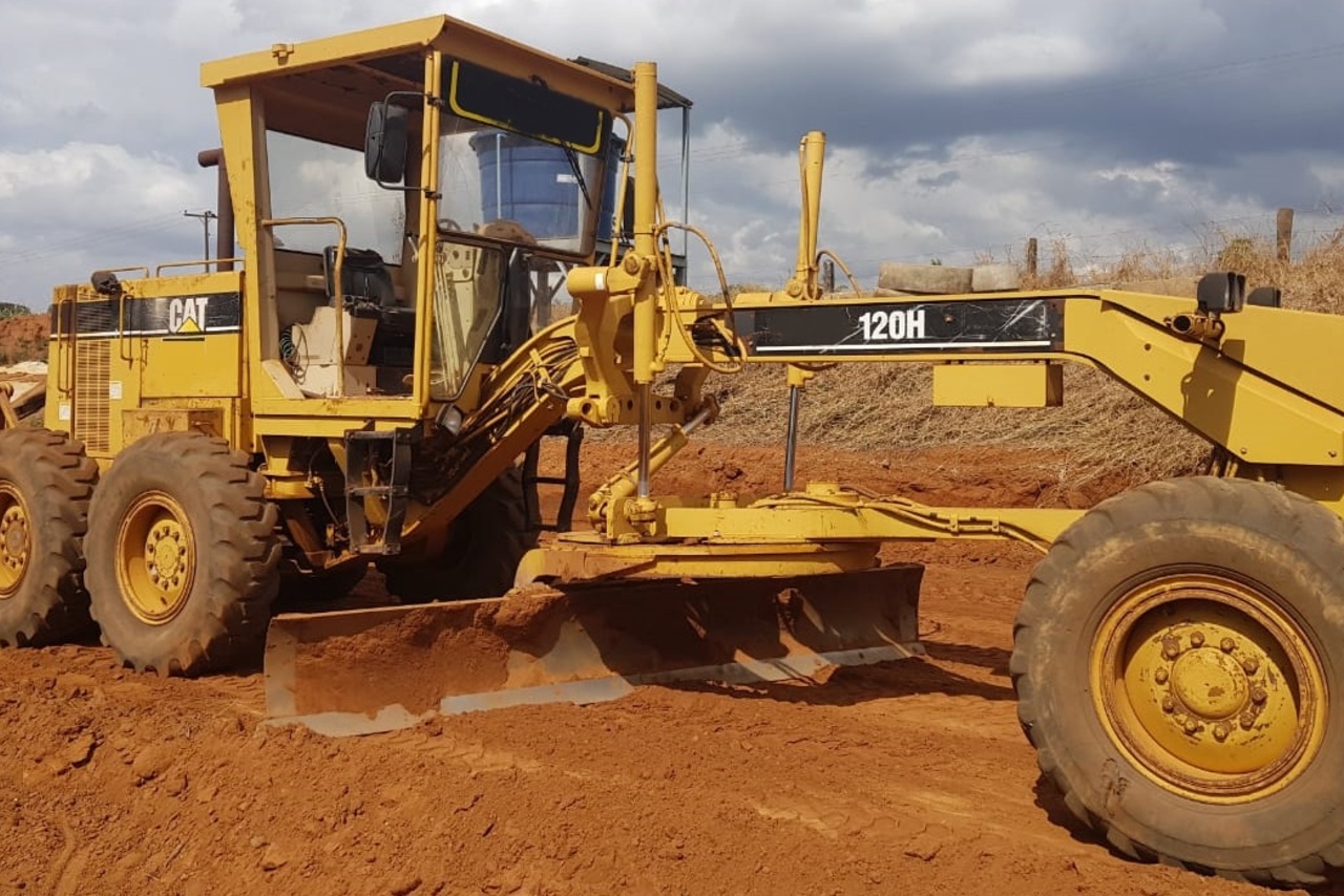 Caterpillar 120H - 04/04 4