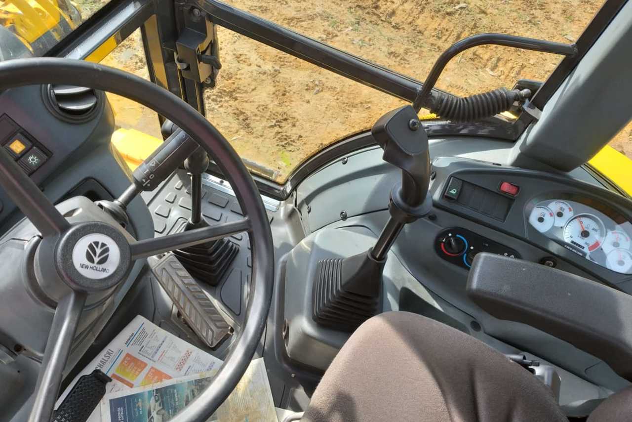 New Holland B95B - 14/14 5