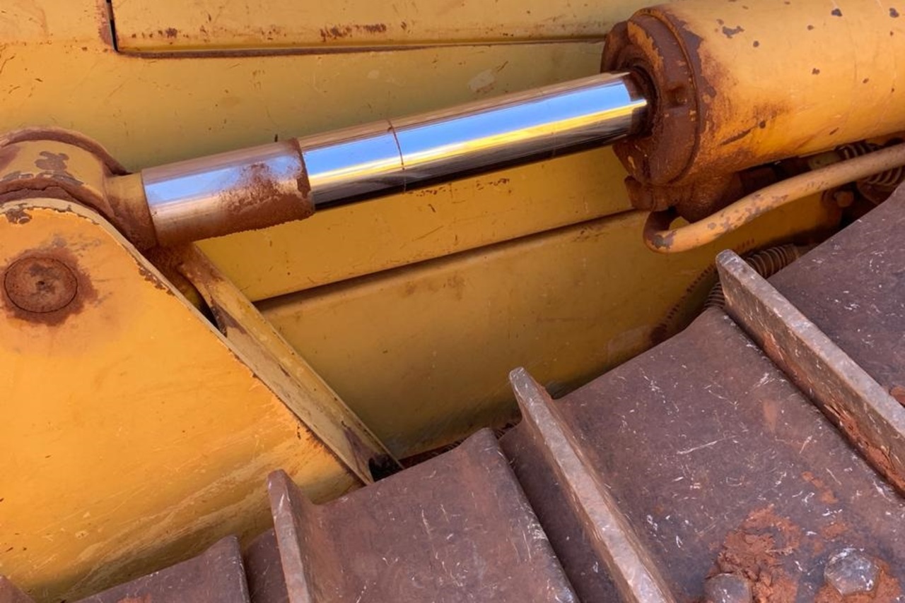 Caterpillar D6NXL - 09/09 2