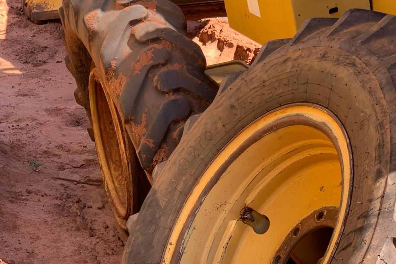 Caterpillar 120H - 09/09 7