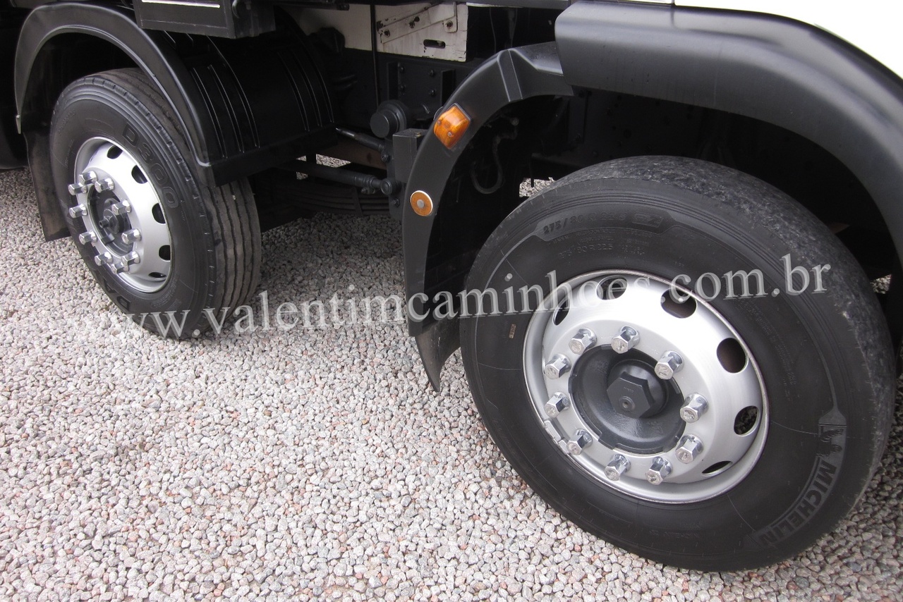Iveco Tector 240 - 10/11 4