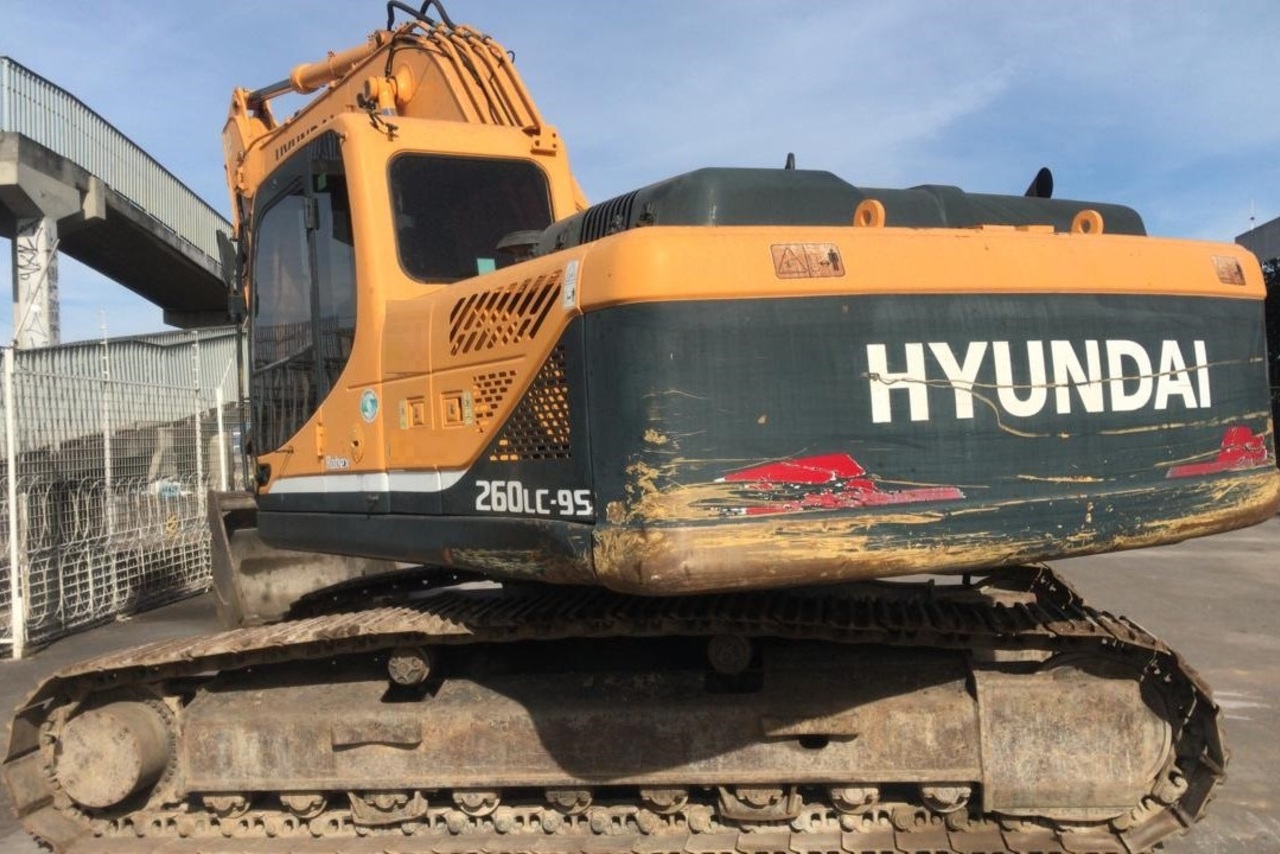 Hyundai R250 - 12/12 8