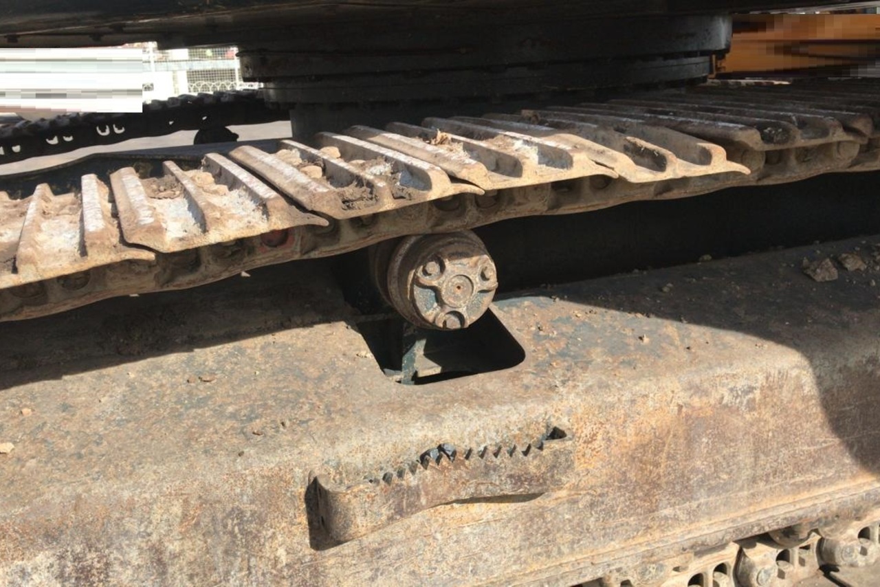 Hyundai R250 - 12/12 9