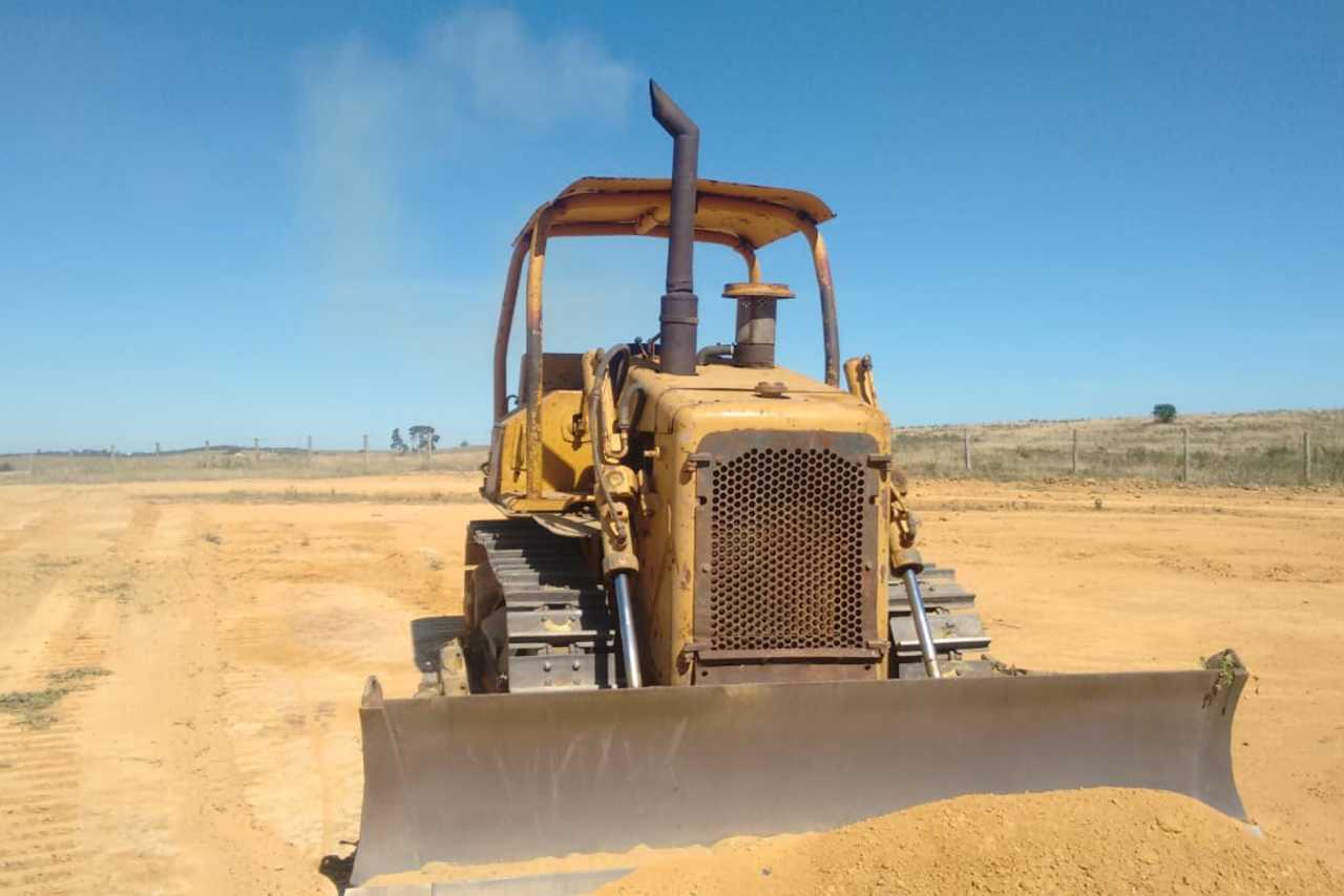 Caterpillar D4E - 89/89 4