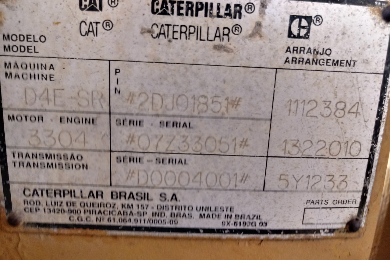 Caterpillar D4E - 97/97 2