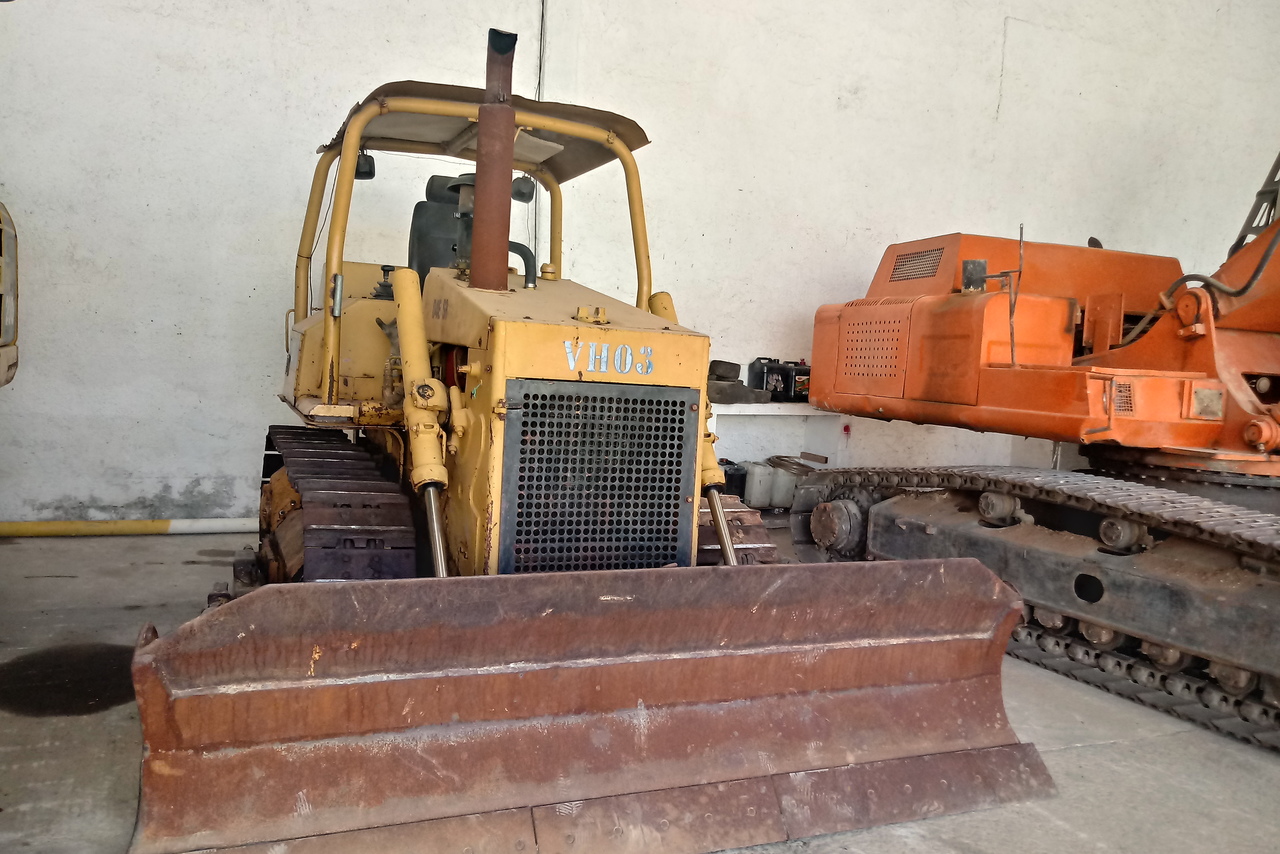 Caterpillar D4E - 97/97 3