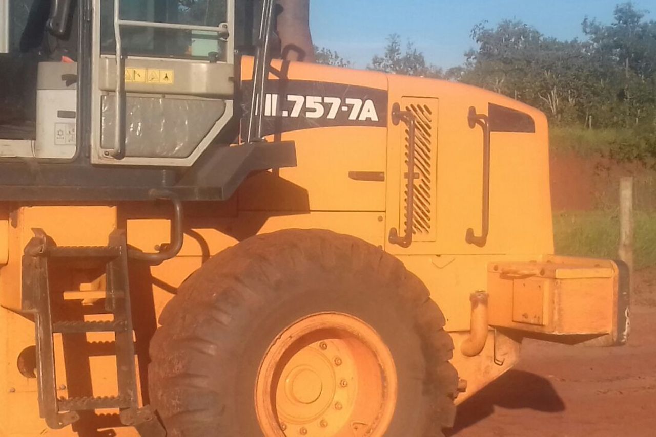 Hyundai 757-7 - 11/12 6