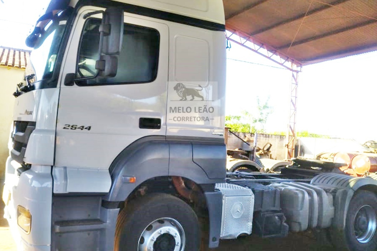 Mercedes Benz Axor 2644 - 14/14 6