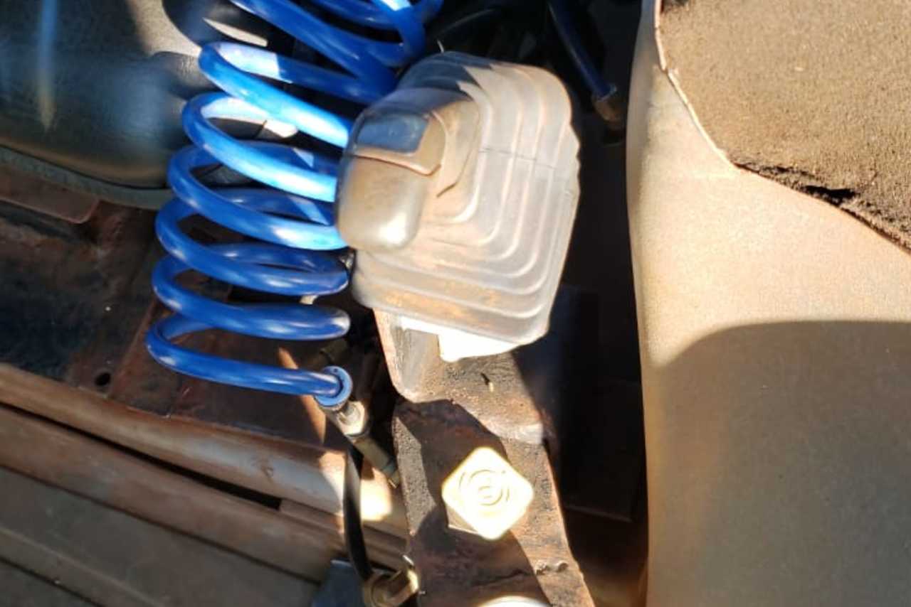 New Holland TM 180 - 09/09 4
