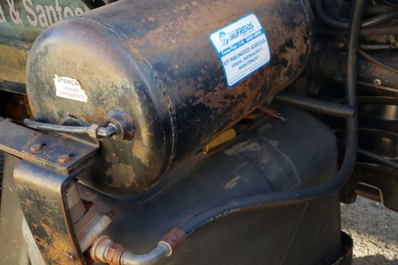New Holland TM 180 - 09/09 12