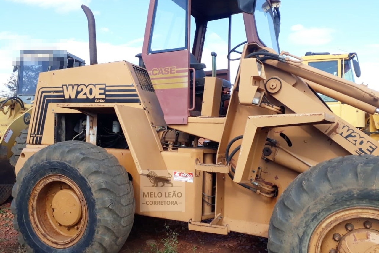 Case W20E - 02/02 3