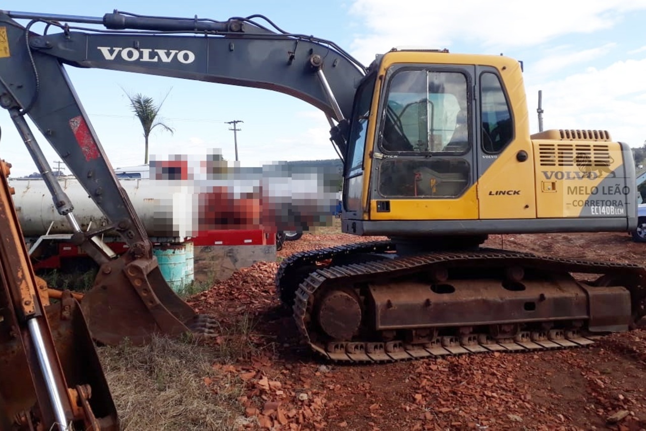 Volvo EC 140B - 03/03 5