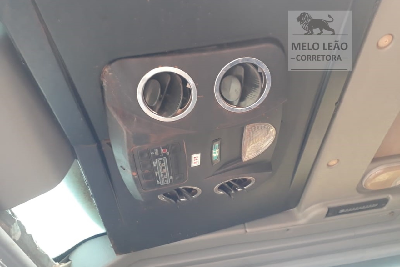 Volvo EC 140B - 03/03 7