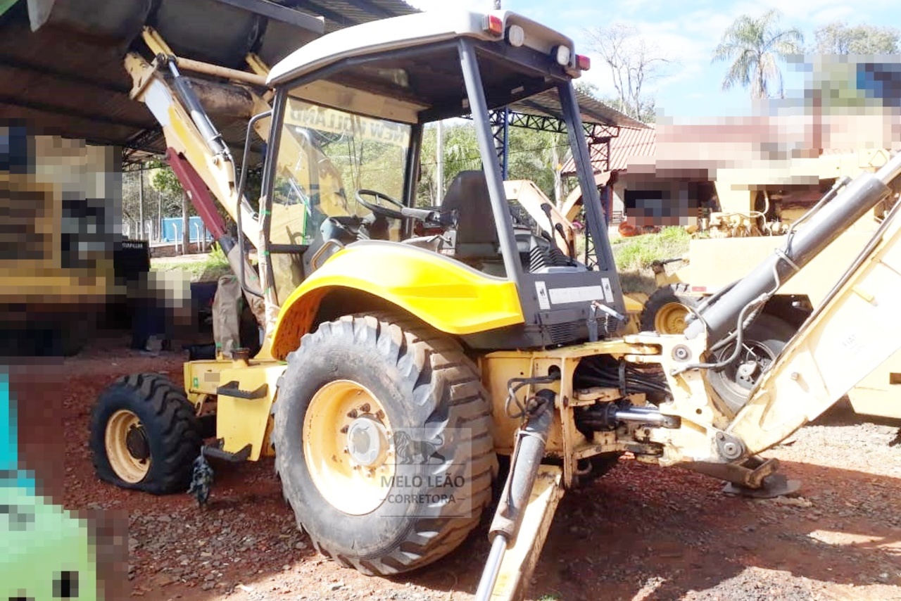 New Holland  LB90 - 11/11 11