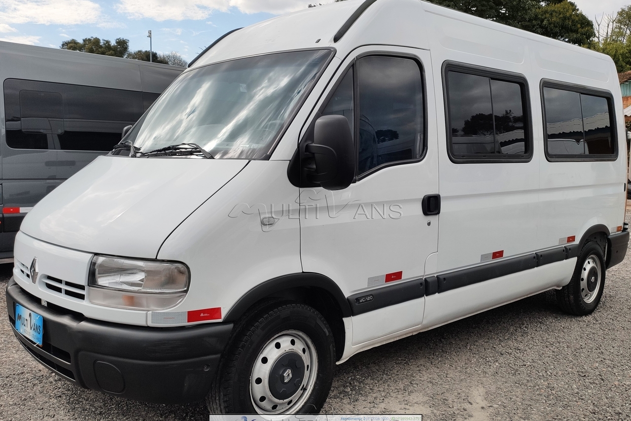 Renault Master Minibus - 08/08 8