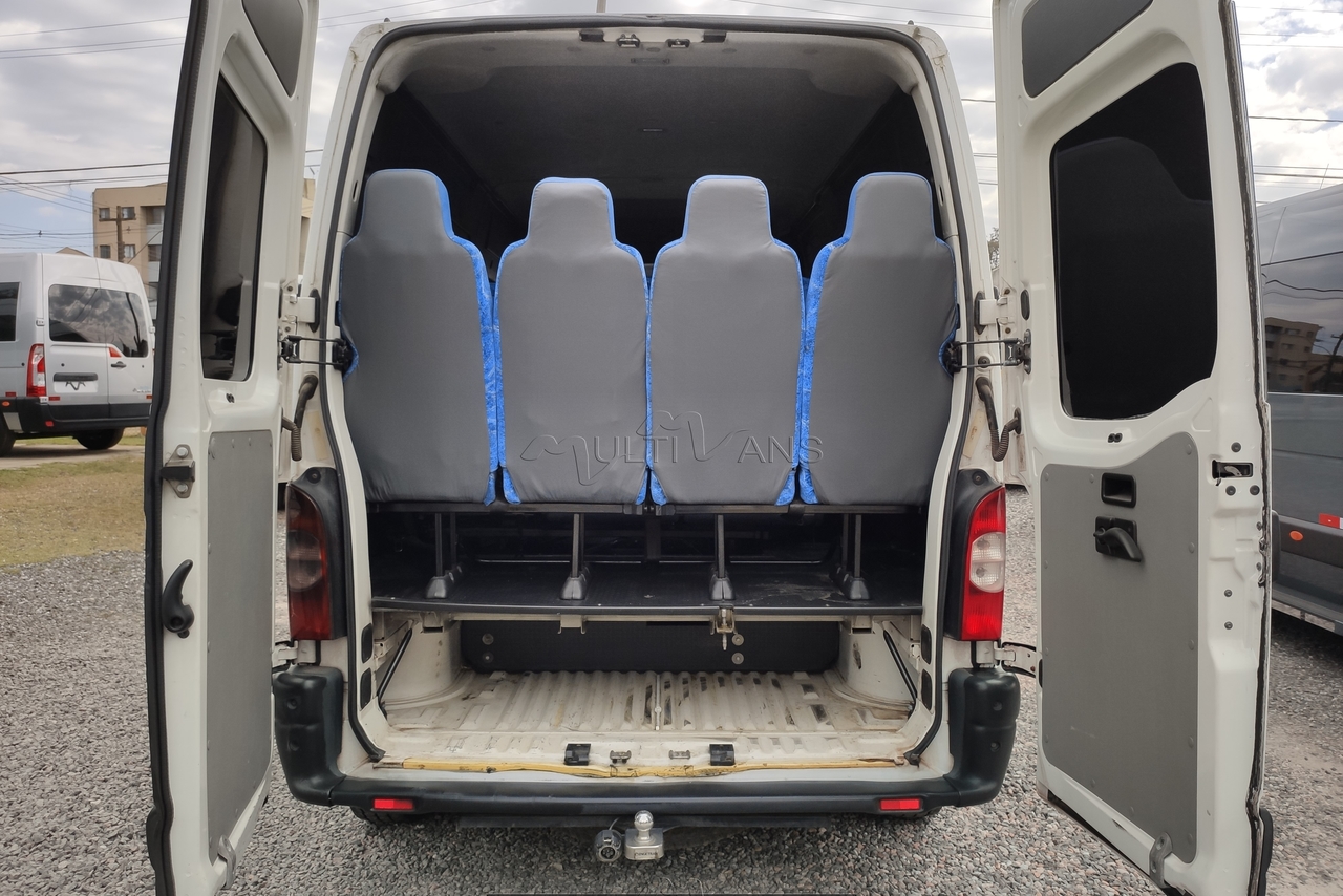 Renault Master Minibus - 08/08 21