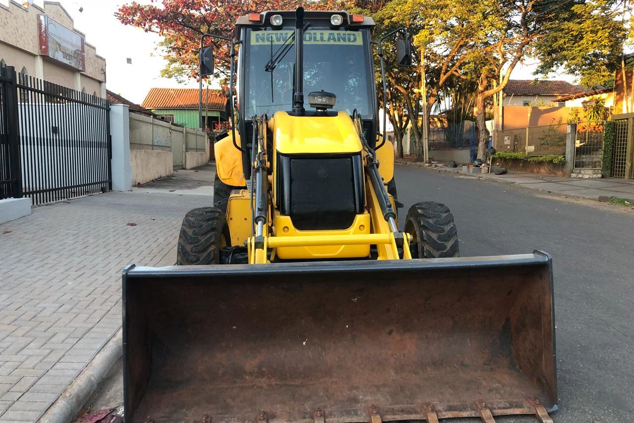 New Holland B95B - 12/12 2