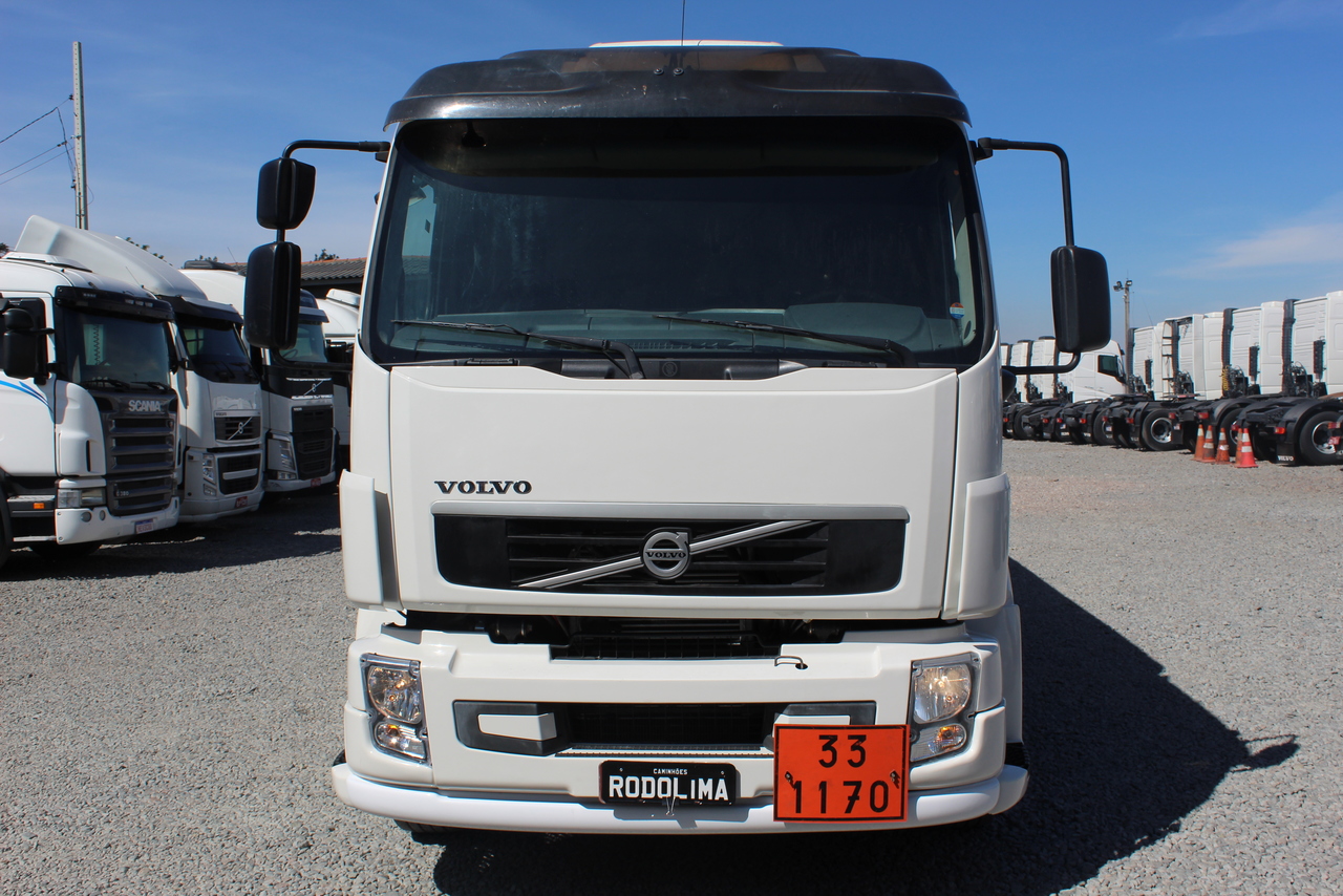 Volvo VM330 - 13/13 2