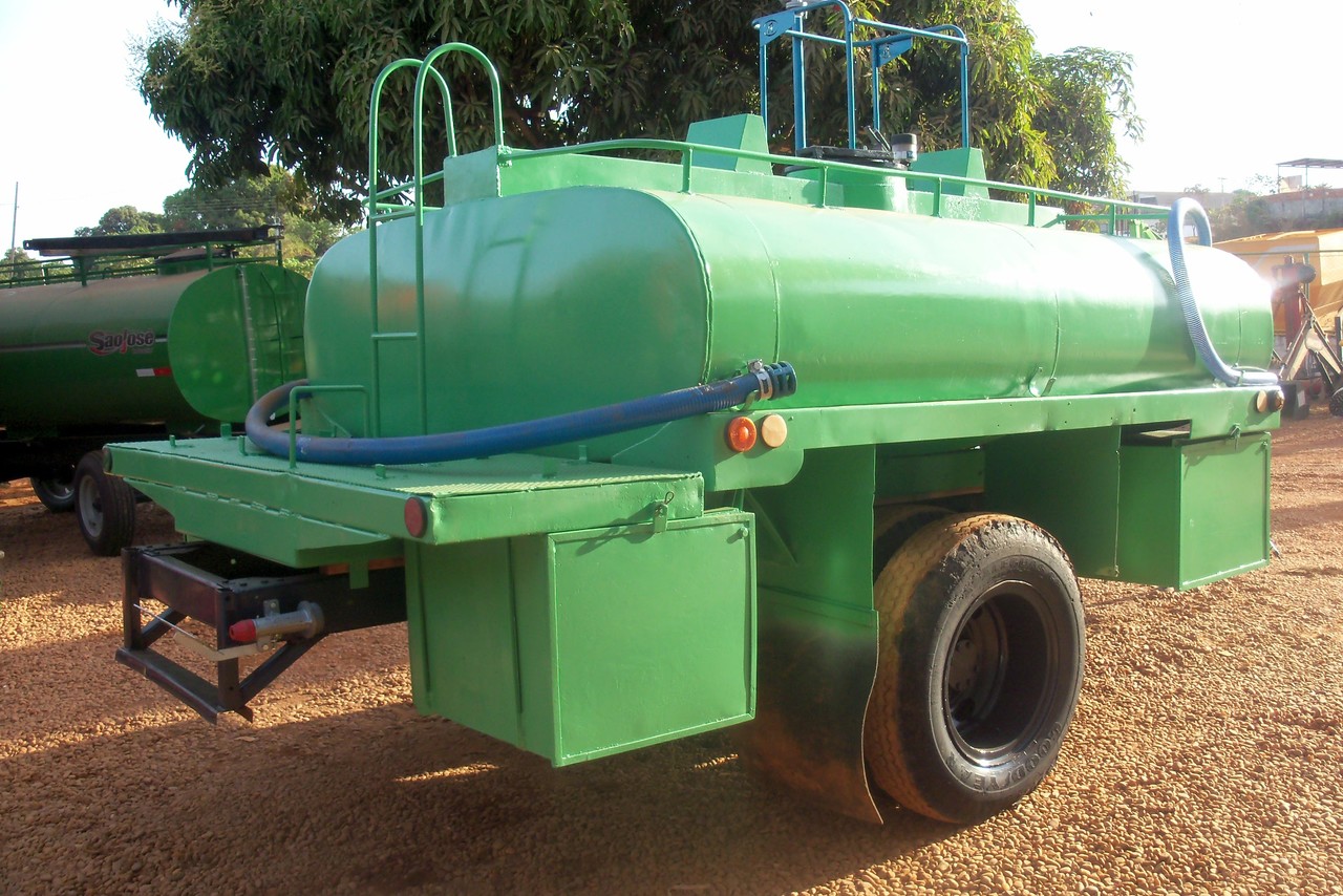 Multimarcas 5500 Litros  - 00 3